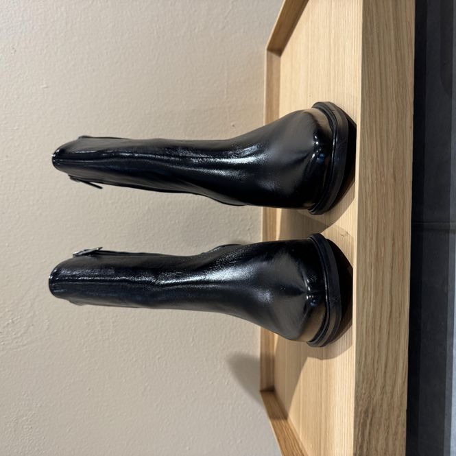 Hovedbilde Gina støvle black/ Bukela