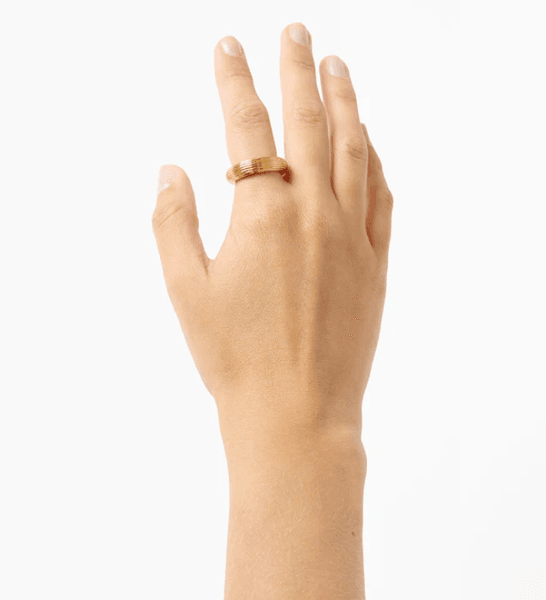 Hovedbilde The Amelia Ring gold/ Liè Studio