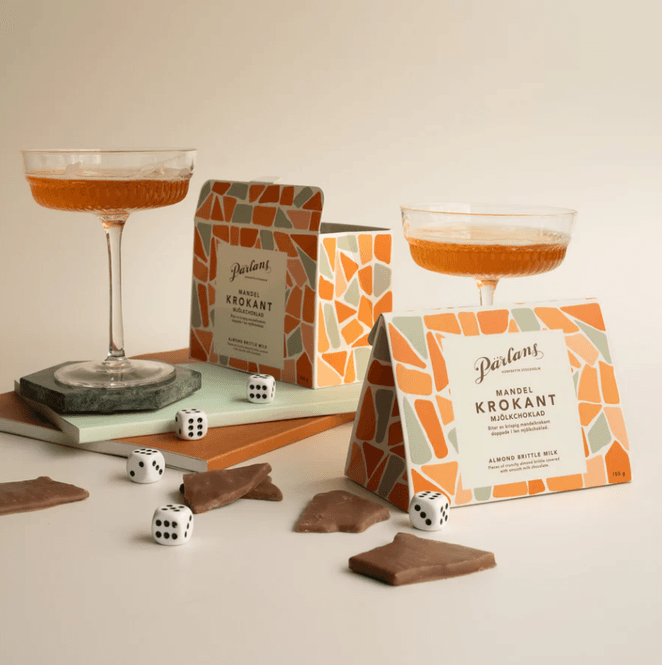 Hovedbilde brittle ALMOND milk chocolate/ Pärlans